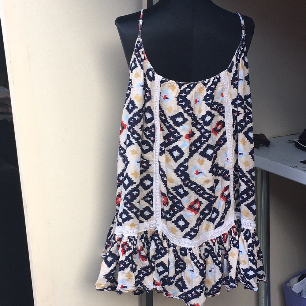 Dress - Picture 3 of 3